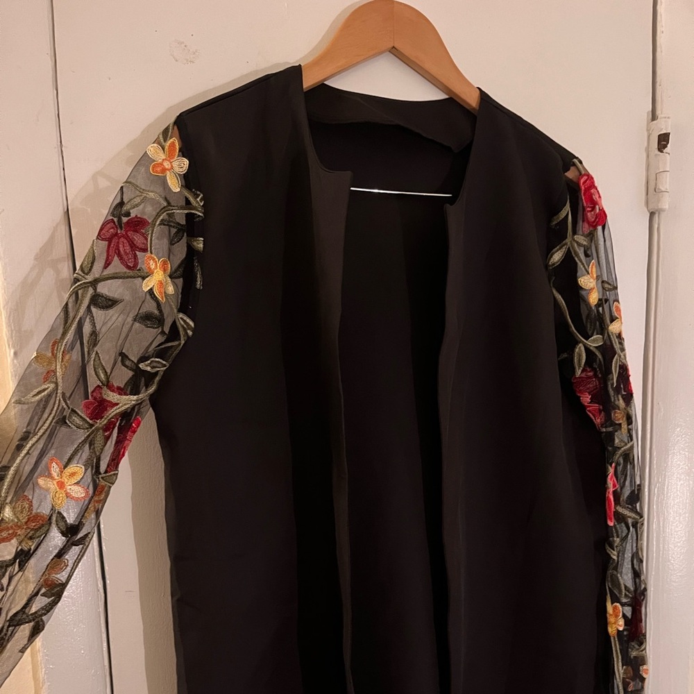 Black and Red Floral Mesh Sleeve Blazer